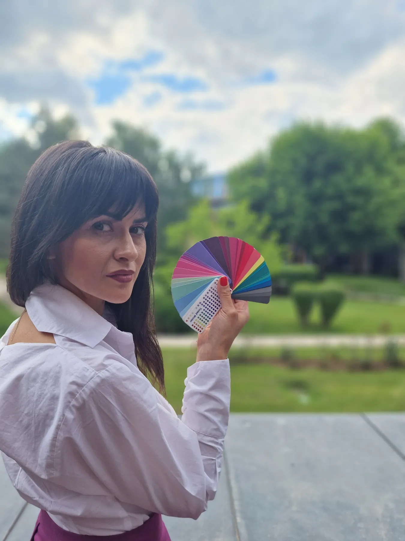 Alexandra cu paletarul, în parc
